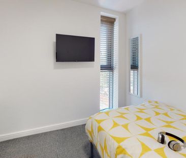 1 bedroom in a house share to rent - Photo 5