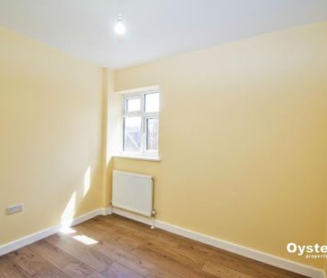 3 bedroom flat to rent - Photo 3