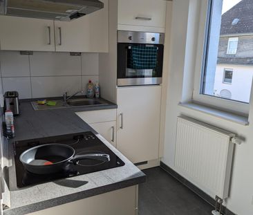 Wow! Super schöne, moderne und helle 2 Zimmer-Wohnung mit gleich 2 Balkonen in toller Lage von Marburg, Afföllerstr. 30 - Foto 2