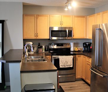 2 Br + Den Condo In Panorama Hills W/ Undgr. Parking & In Suite Laundry. - Photo 3