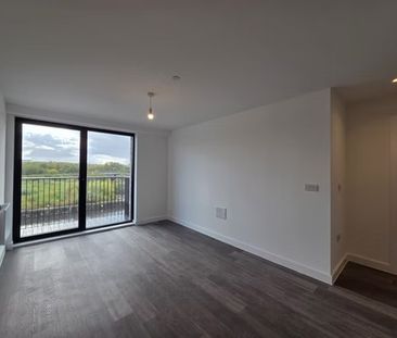 1 Bed Flat, Berkley Square, M5 - Photo 2