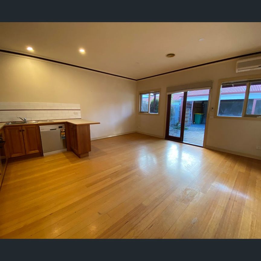 11 Fenwick Street, Thornbury, Vic 3071 - Photo 1
