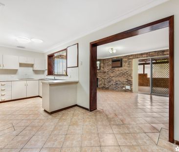 Sought After Suburb - Photo 5