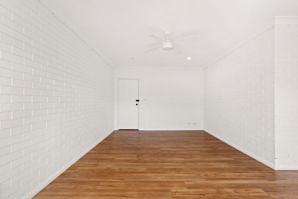 Bright, Modern Living in the Heart of Nowra! - Photo 1