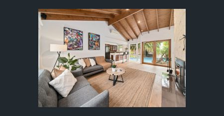 Architectural Wonder in the Woodland - Photo 2