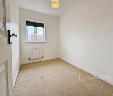 3 bedroom semi-detached house to rent - Photo 3