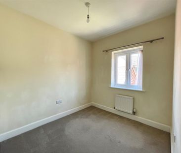 4 bedroom House To Let - Photo 5