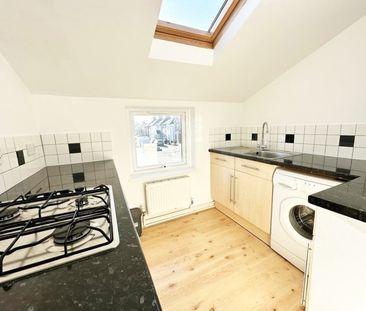 Eastworth Road, Chertsey, Surrey, KT16 - Photo 1