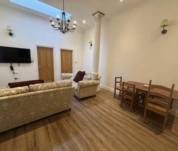 3 bedroom apartment to rent - Photo 1