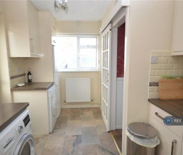 3 bedroom bungalow to rent - Photo 6