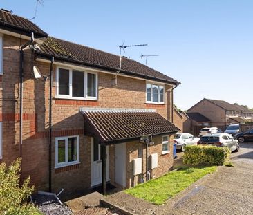 2 bedroom terraced house to rent - Photo 3