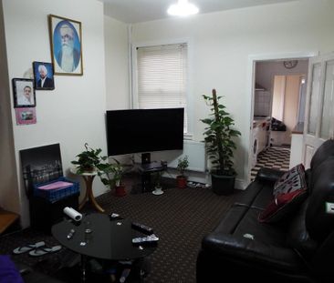 2 bedroom house to rent - Photo 1