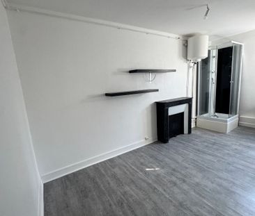 Appartement Paris 1 pièce(s) 12.33 m2 - Photo 1