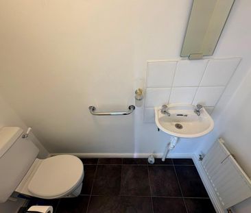 4 bedroom house to rent - Photo 2