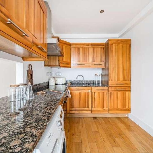 Lexham Gardens, Kensington, W8 - Photo 1