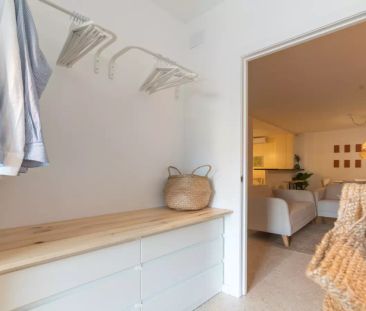 Room in a shared 7-bedroom apartment for rent in el Congrés i els Indians, Barcelona. - Photo 5