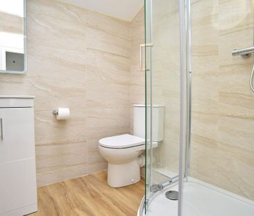 3 bedroom detached house to rent - Photo 4