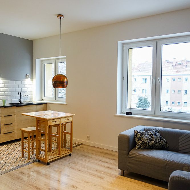 Pogodno 3 pokoje, I p. 2600+470+gaz+en. el. - Фото 1