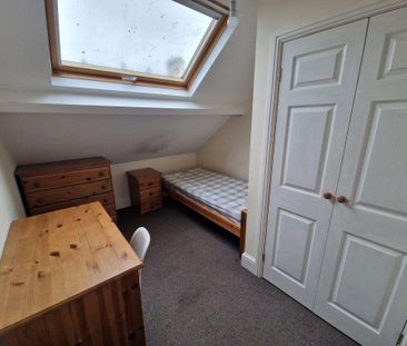 4 bedroom house share to rent - Photo 1