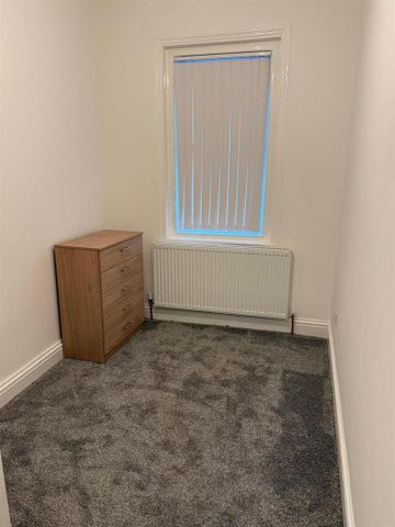 2 bedroom house share to rent - Photo 3