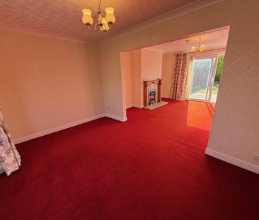 Rutland Crescent, Harworth, DONCASTER - Photo 2