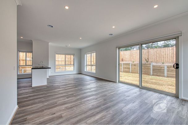 FAMILY LIVING IN MIND - Photo 1