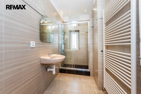 Pronájem bytu 3+1 v osobním vlastnictví 100 m², Praha 6 - Dejvice - Fotografie 4