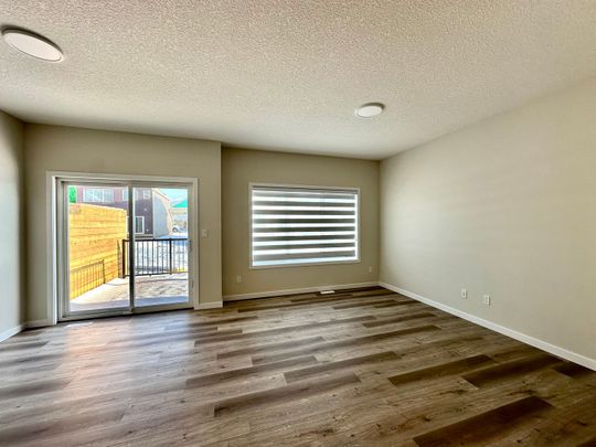 2201 Muckleplum Crescent Upper - Photo 1