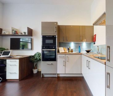 Studio to rent - Photo 2