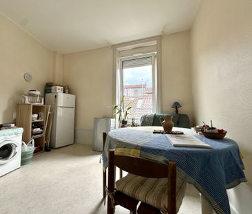 Location Appartement 2 pièces 25m² BEAUMONT 63110 - Photo 2