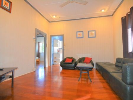 CHARACTER QUEENSLANDER GREAT LOCATION - Photo 4