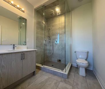 For Lease - 138 Seguin Street, Richmond Hill, Ontario - Photo 3