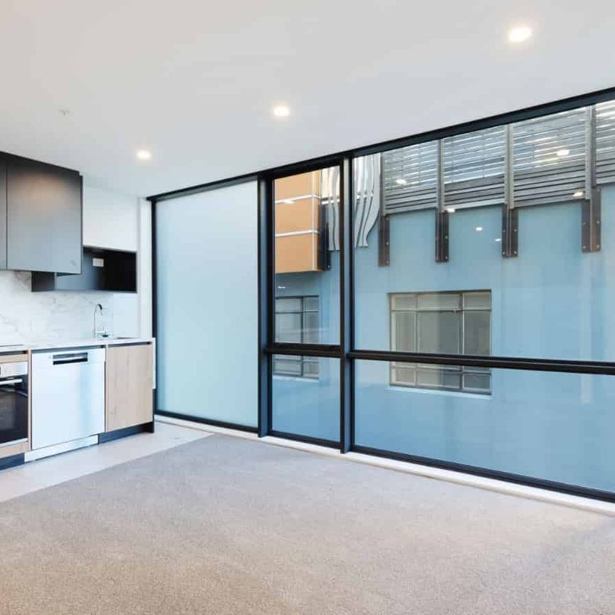 Willis Street, Two Bedrooms - Photo 1