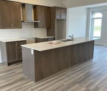 For Lease - 290 Equestrian Way Unit# 26, Cambridge, Ontario - Photo 4