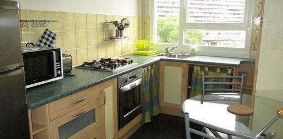 Appartement 3 pièces – 61 m² environ à Rennes Bourg-L'Evêque (ref : G64465) - Photo 2