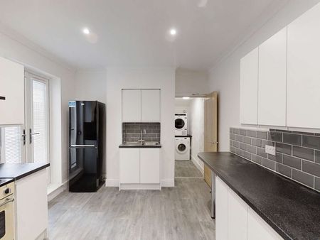 Double Room available in Maidstone! Room 2 - Photo 5