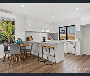 Modern 2-Bedroom Home in Prime Croydon Location - Photo 6