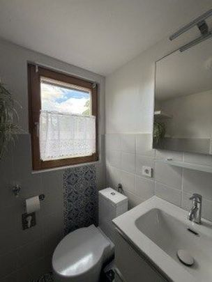 Sehr charmante, lichtdurchflutete 2-Zi-Wohnung: Schlafzimmer, Küche/Essen/Wohnen, im grünen Teil der Stadt, 27m², gepflegt, ideal für Singles oder Studenten - Foto 1