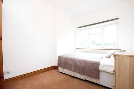 1 bedroom semi-detached house to rent - Photo 3