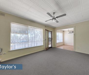 GREAT LOCATION CLOSE TO NUMEROUS AMENTIES! - Photo 1