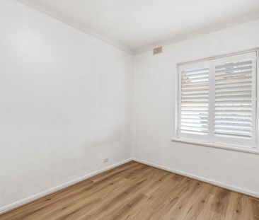 2/13 Waterman Tce, Mitchell Park, SA 5043 - Photo 3