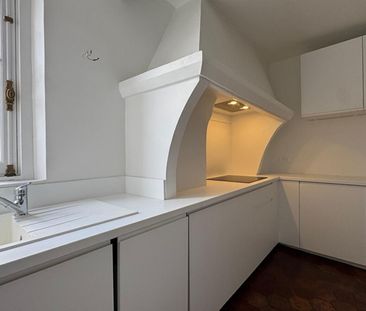 Appartement • Saint Germain des Prés - Photo 3