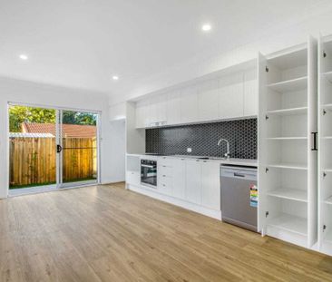 2/27 Seagrass Street, Deception Bay QLD 4508 - House For Rent | Domain - Photo 2