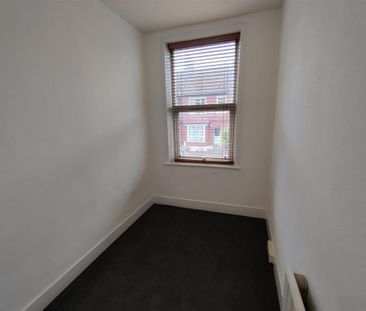 3 bedroom maisonette to rent - Photo 5