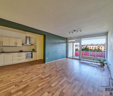 Pronájem bytu 1+kk 51 m2 - Fotografie 2
