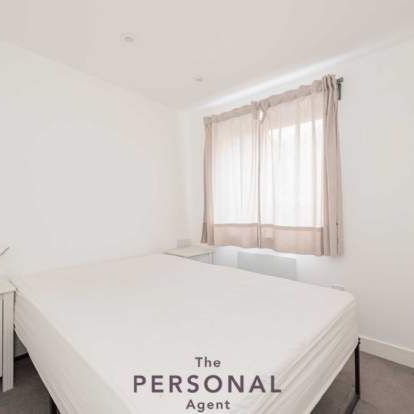 1 bedroom property to rent in Epsom - Photo 1