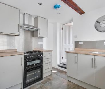 2 bedroom terraced house to rent - Photo 6