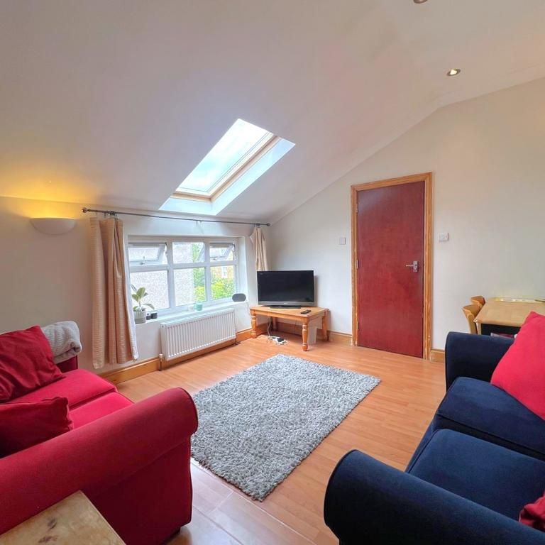 2 bedroom flat to rent - Photo 1