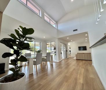 “Stunning Family Retreat in Mount Annan” - Photo 4