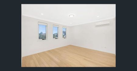 LARGE 4 BED + STUDY, FAMILY HOME - Photo 4